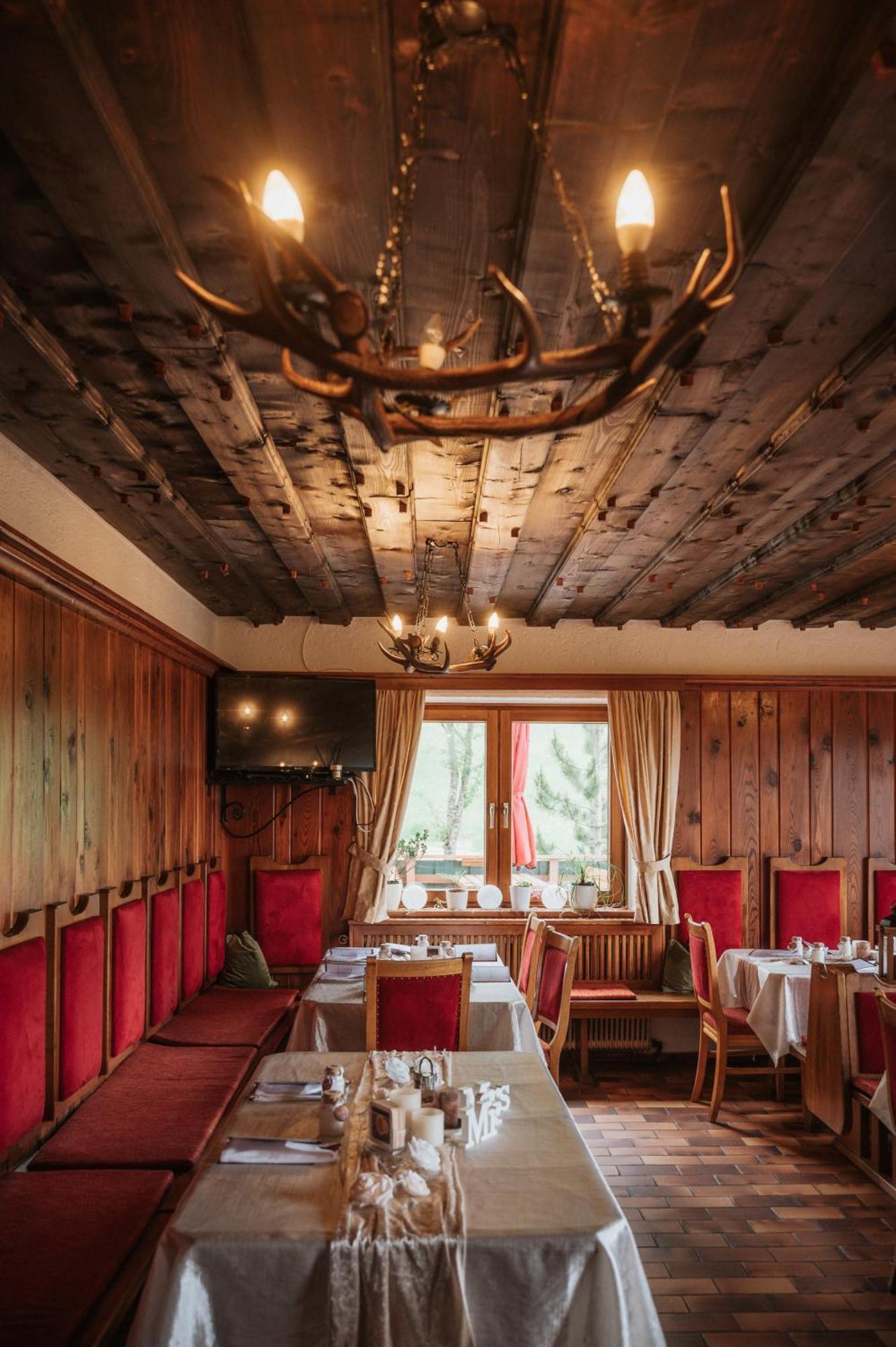 Hochberghaus Resort Gruenau im Almtal Luaran gambar